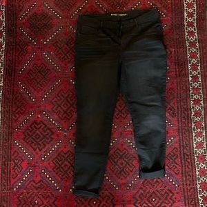 Old Navy Rockstar High Rise Black Jeans Size 16